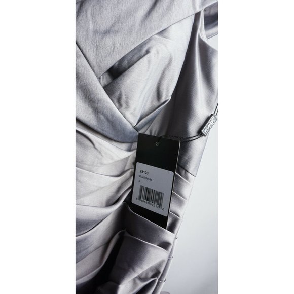 New 428$ La Femme Women's 4 Platinum Off the Shoulder Ruched Satin Trumpet Gown - Picture 6 of 8